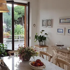 https://brezza-marina-marina-di-carrara.it-tuscanyhotel.com
