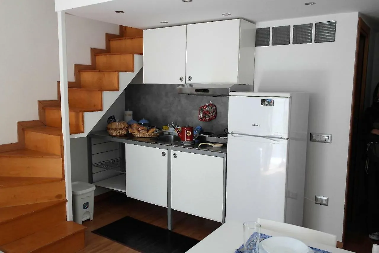 ナポリ Ale & Tizy House Bed & Breakfast
