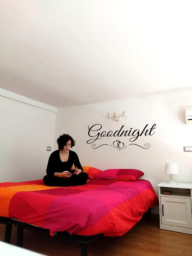 Ale & Tizy House Bed & Breakfast Naples 0*,