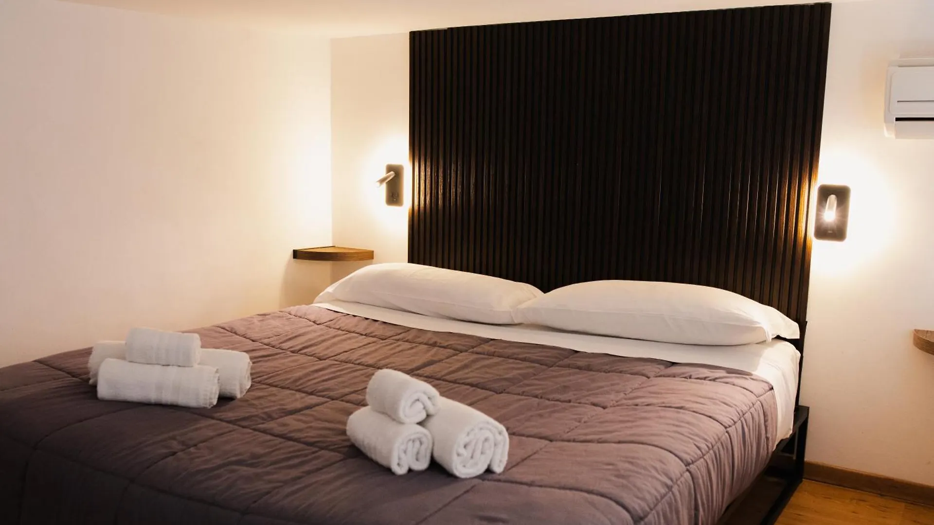Ale & Tizy House Bed & Breakfast Naples