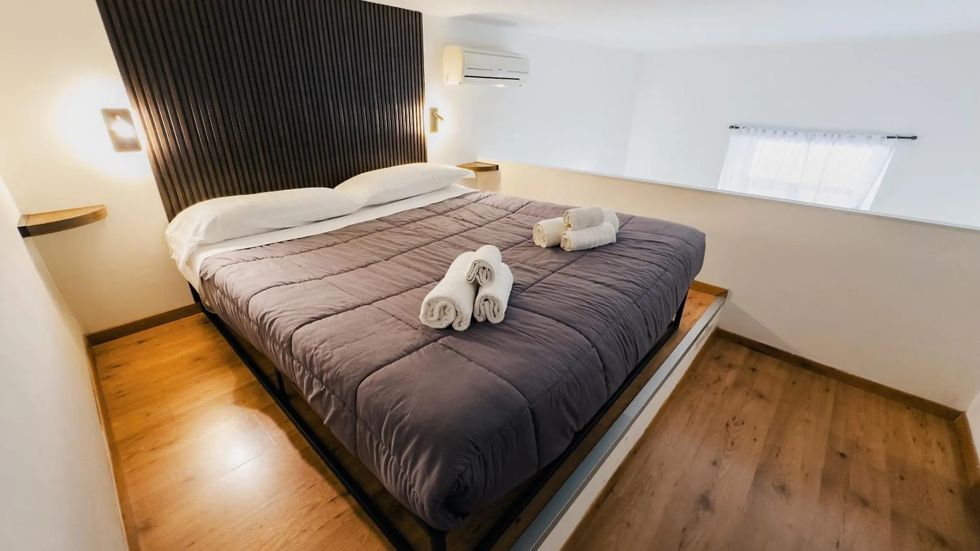 Ale & Tizy House Bed & Breakfast Naples