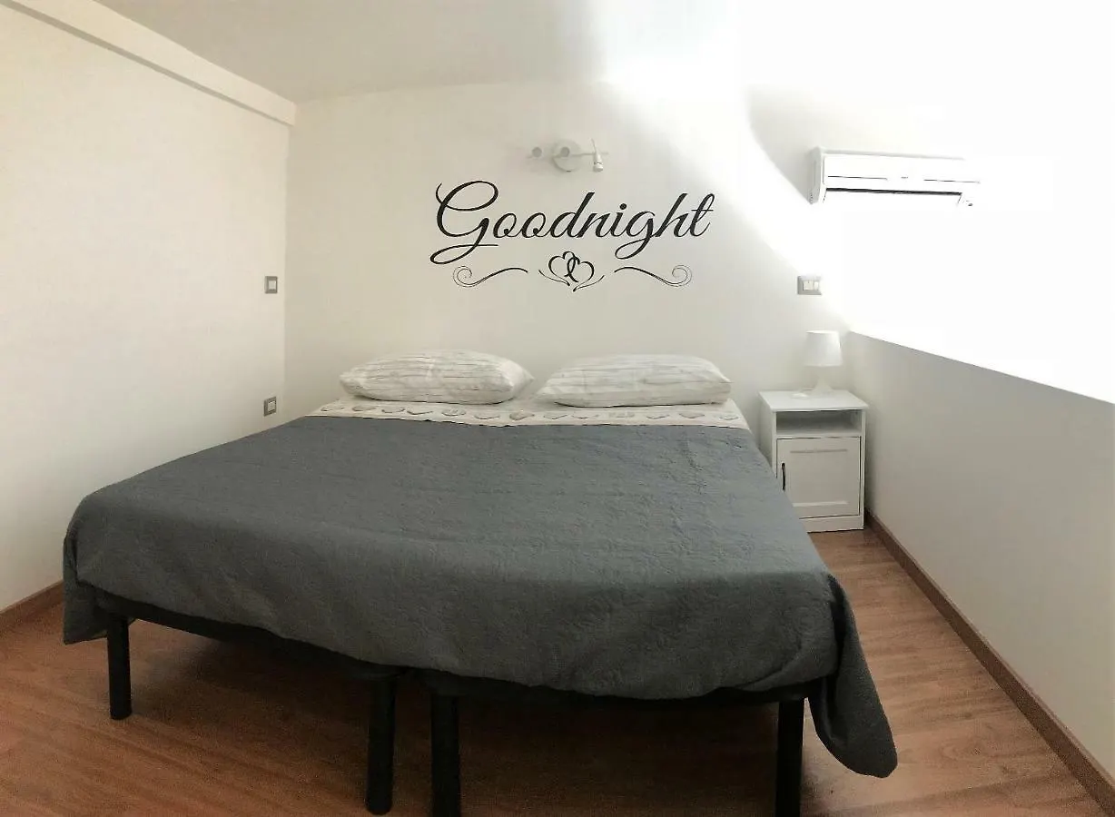 Ale & Tizy House Bed & Breakfast Naples 0*,